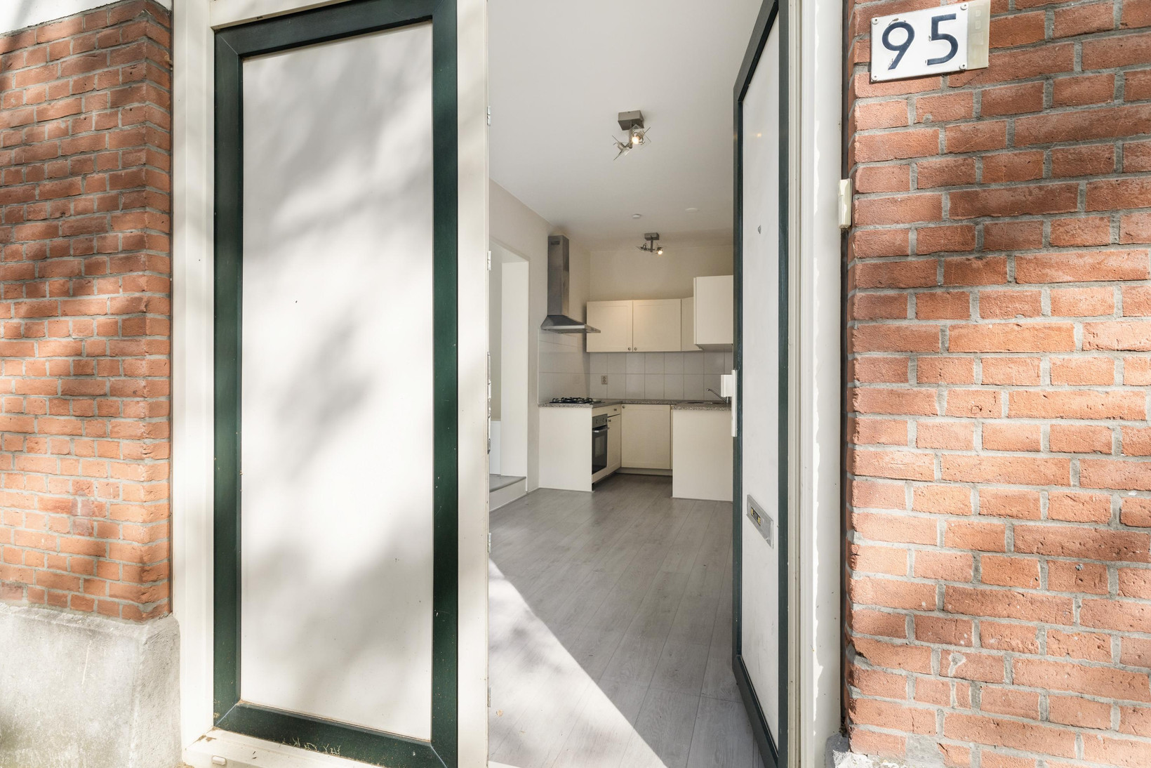 Woning te koop: 1e Jerichostraat 95-B, Rotterdam