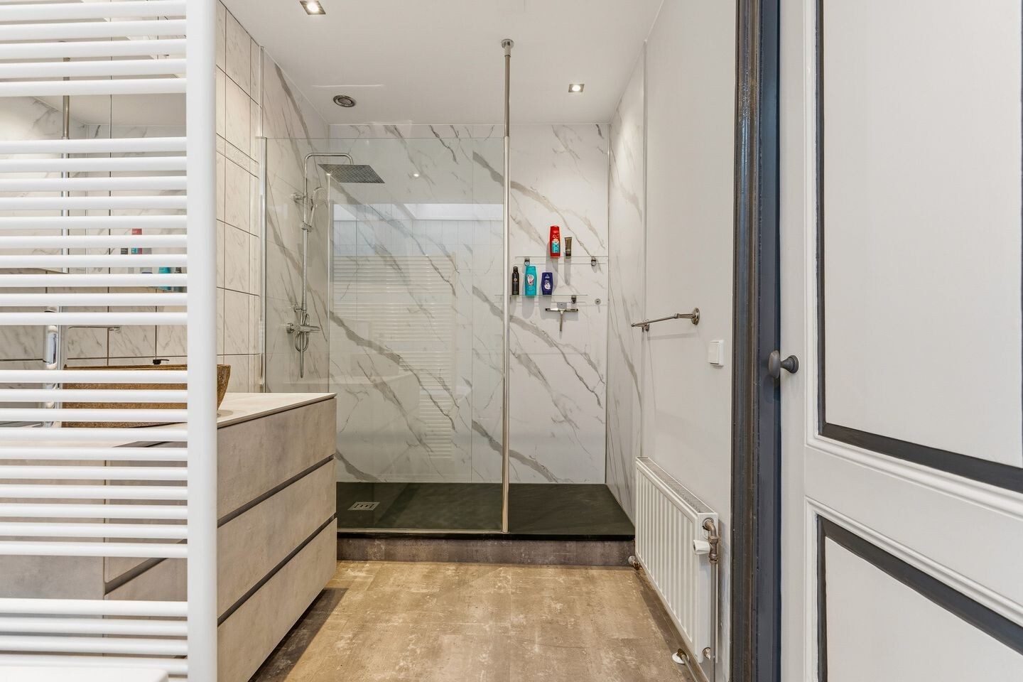 Appartement te koop: Voorschoterlaan 145B, Rotterdam
