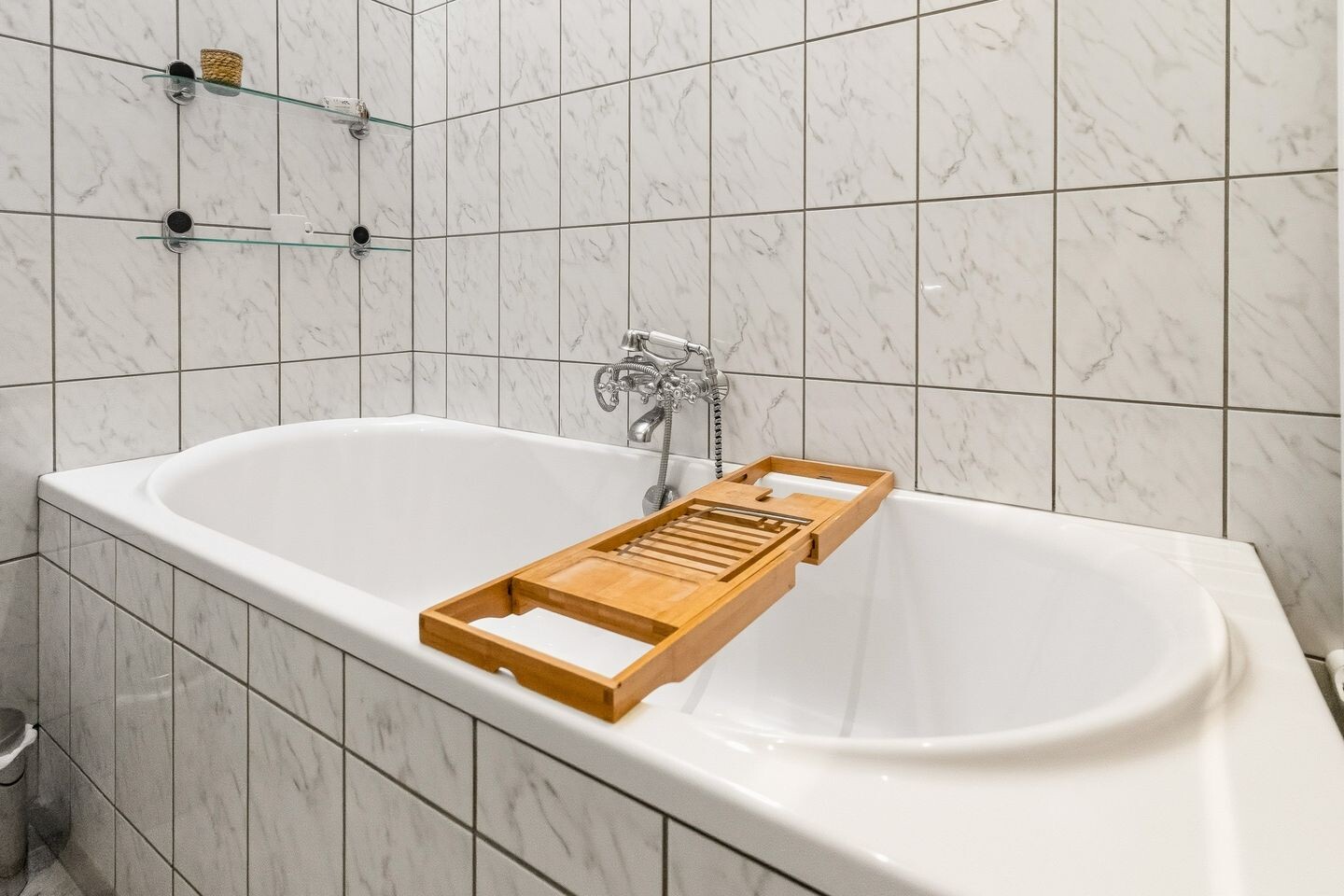 Appartement te koop: Voorschoterlaan 145B, Rotterdam