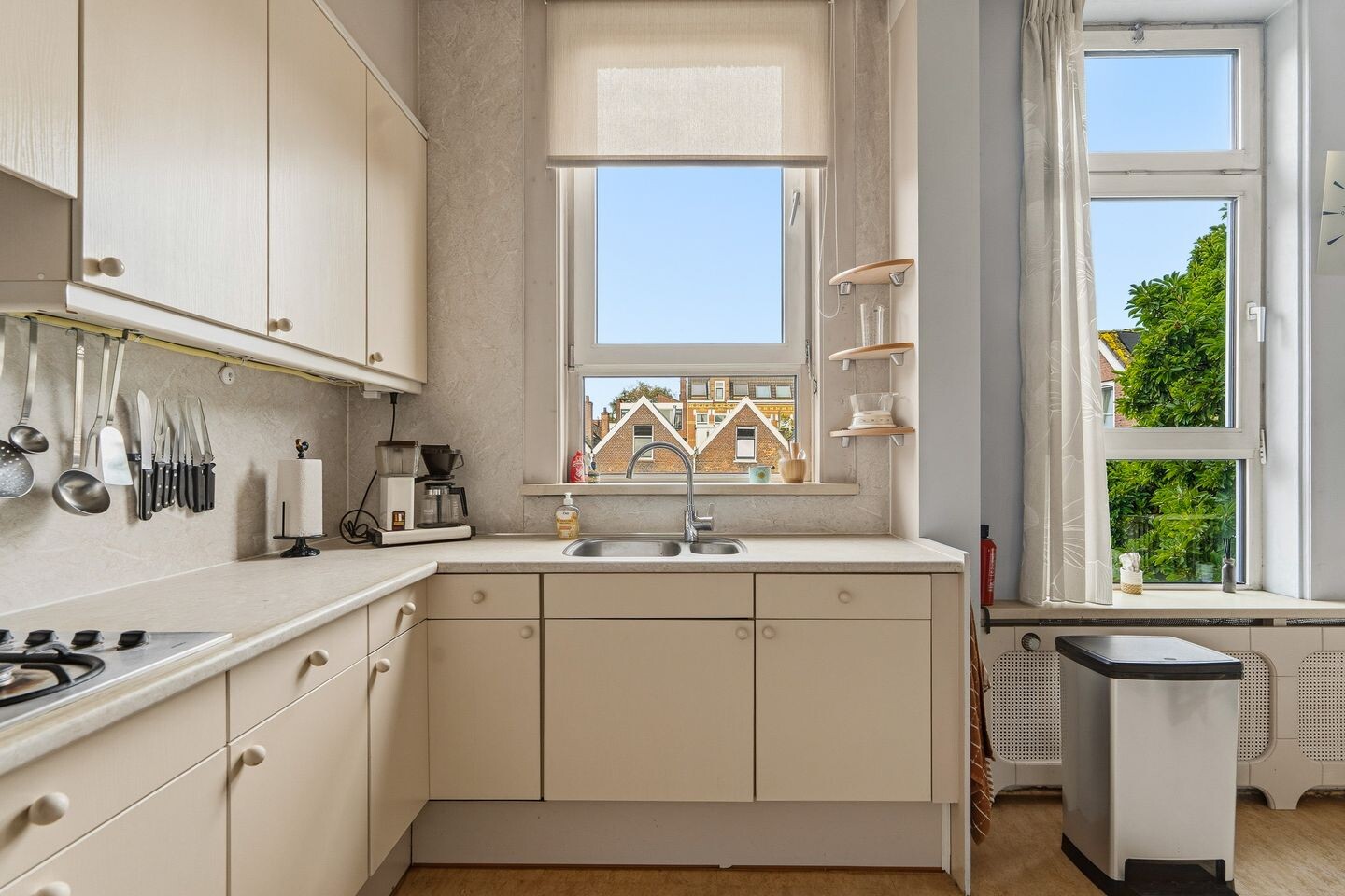 Appartement te koop: Voorschoterlaan 145B, Rotterdam
