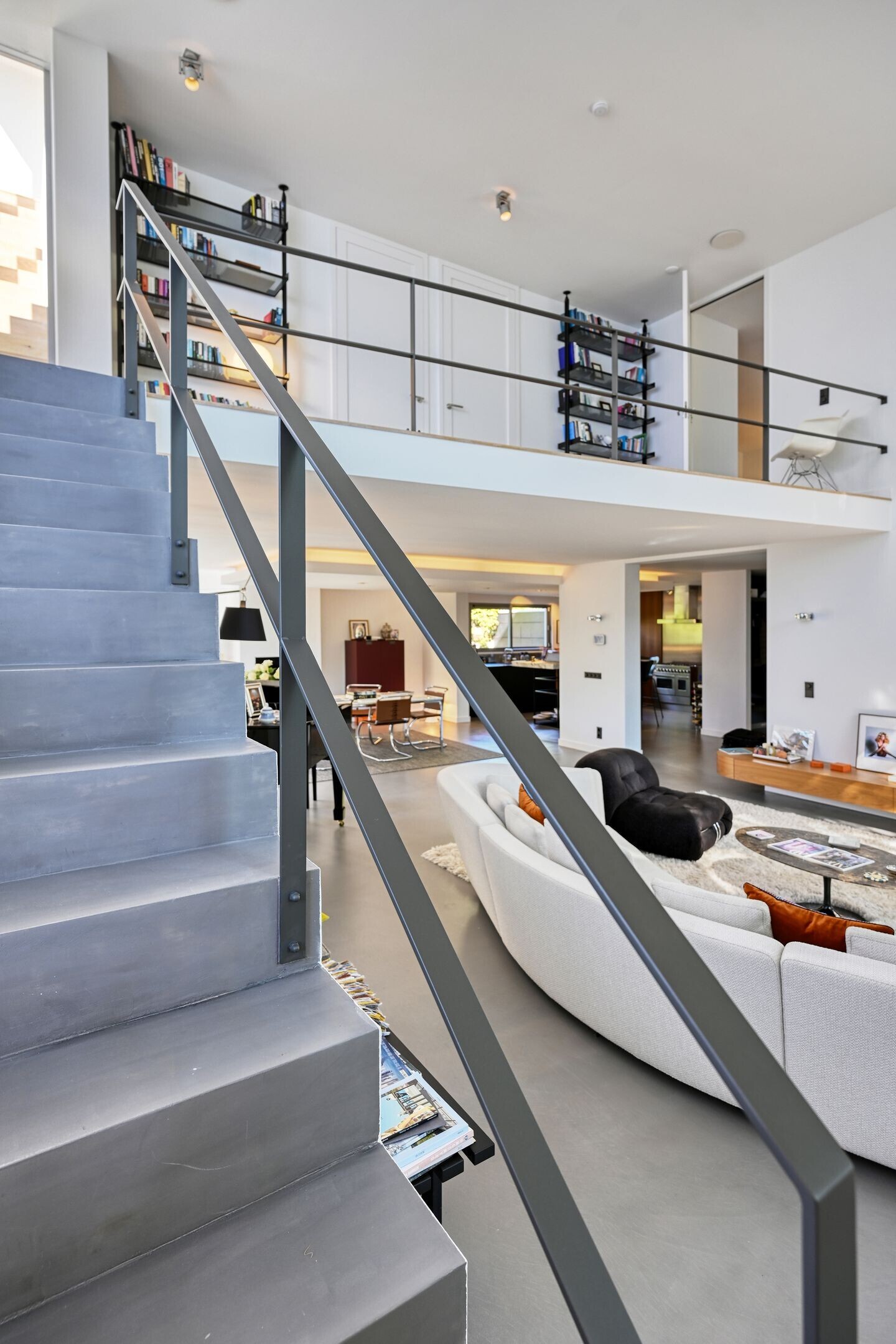 Twee-onder-één-kap te koop: 's-Gravenweg 314, Rotterdam