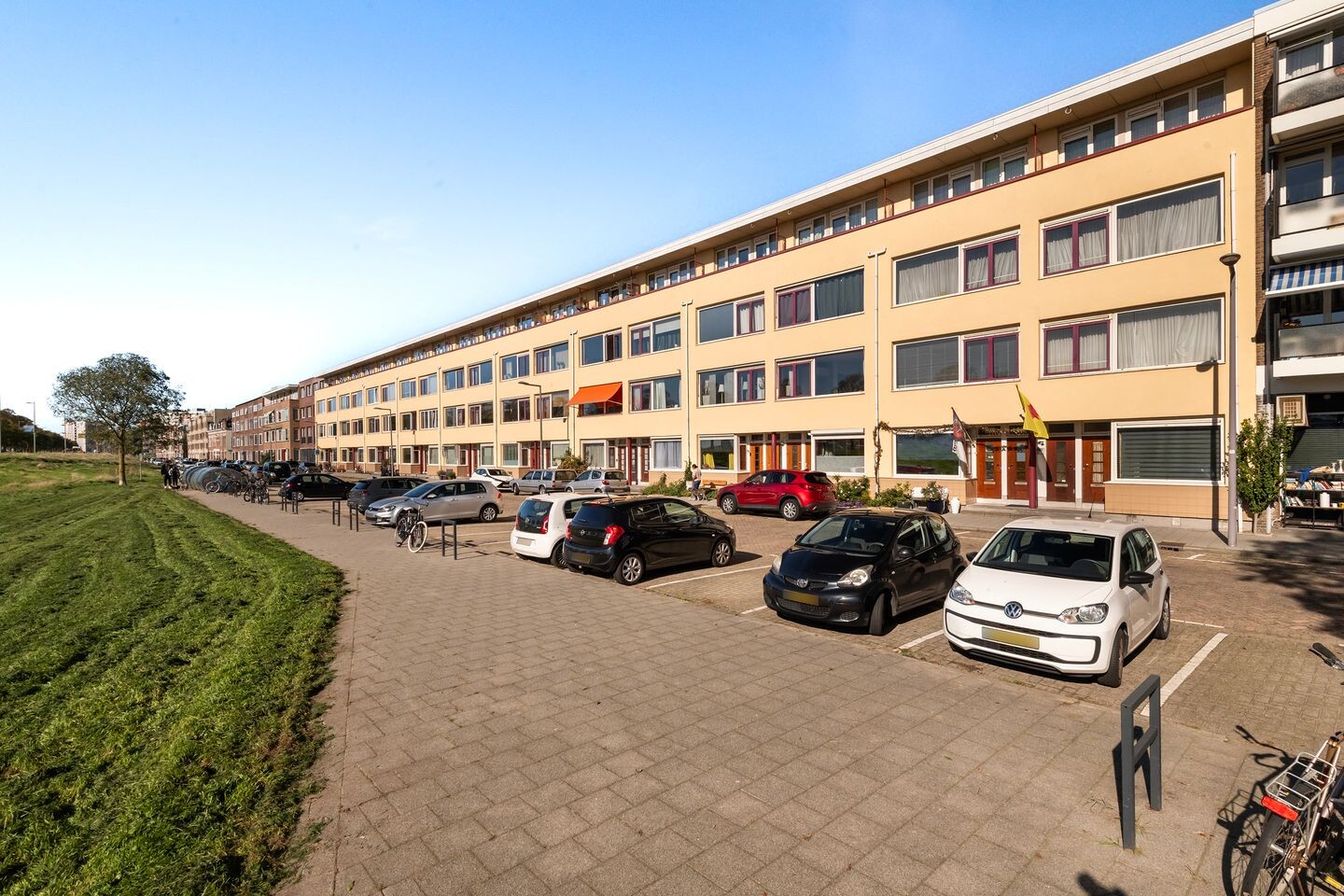 Appartement te koop: Oostmaaslaan 111B01, Rotterdam