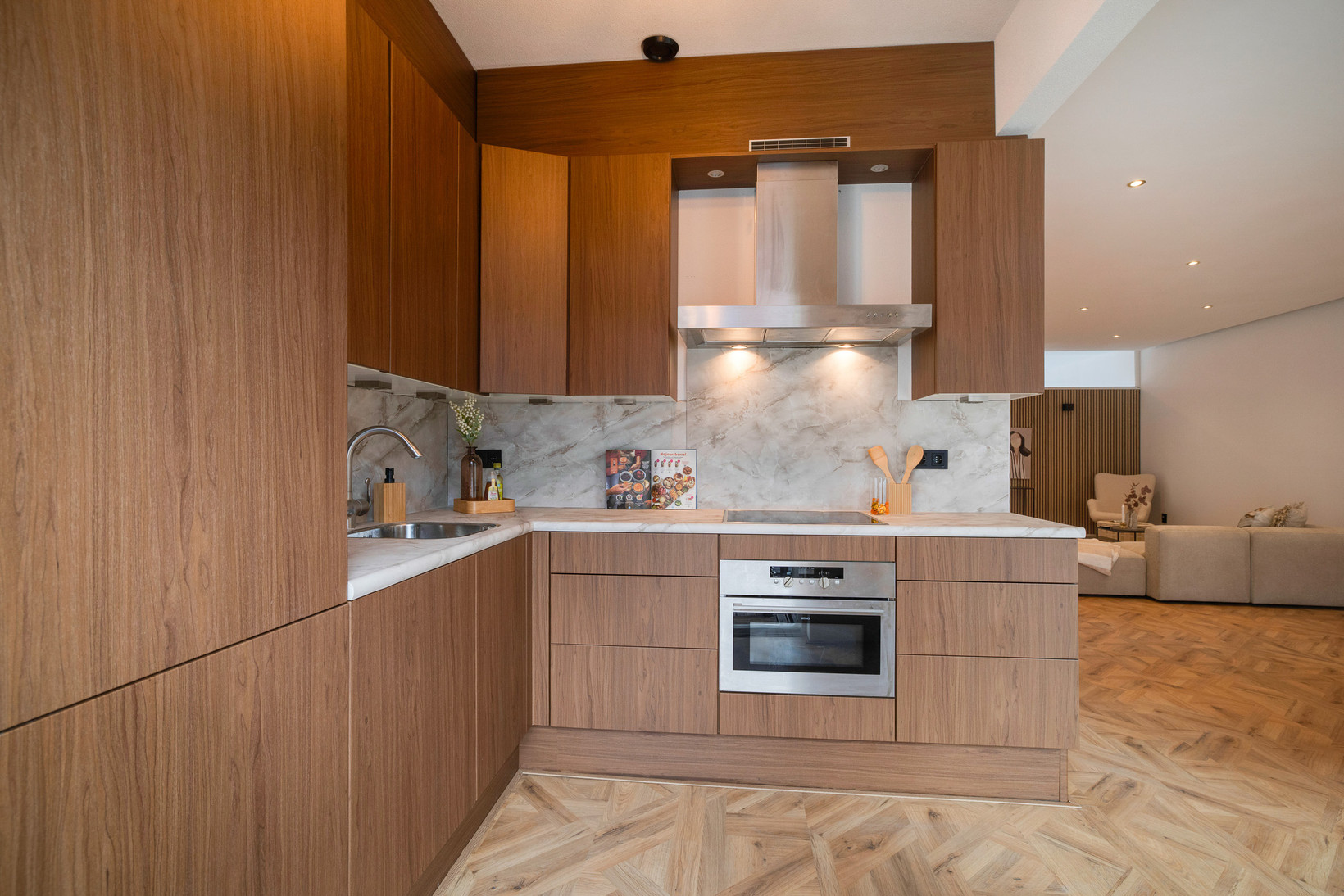 Appartement te koop: Oostzeedijk 66B, Rotterdam