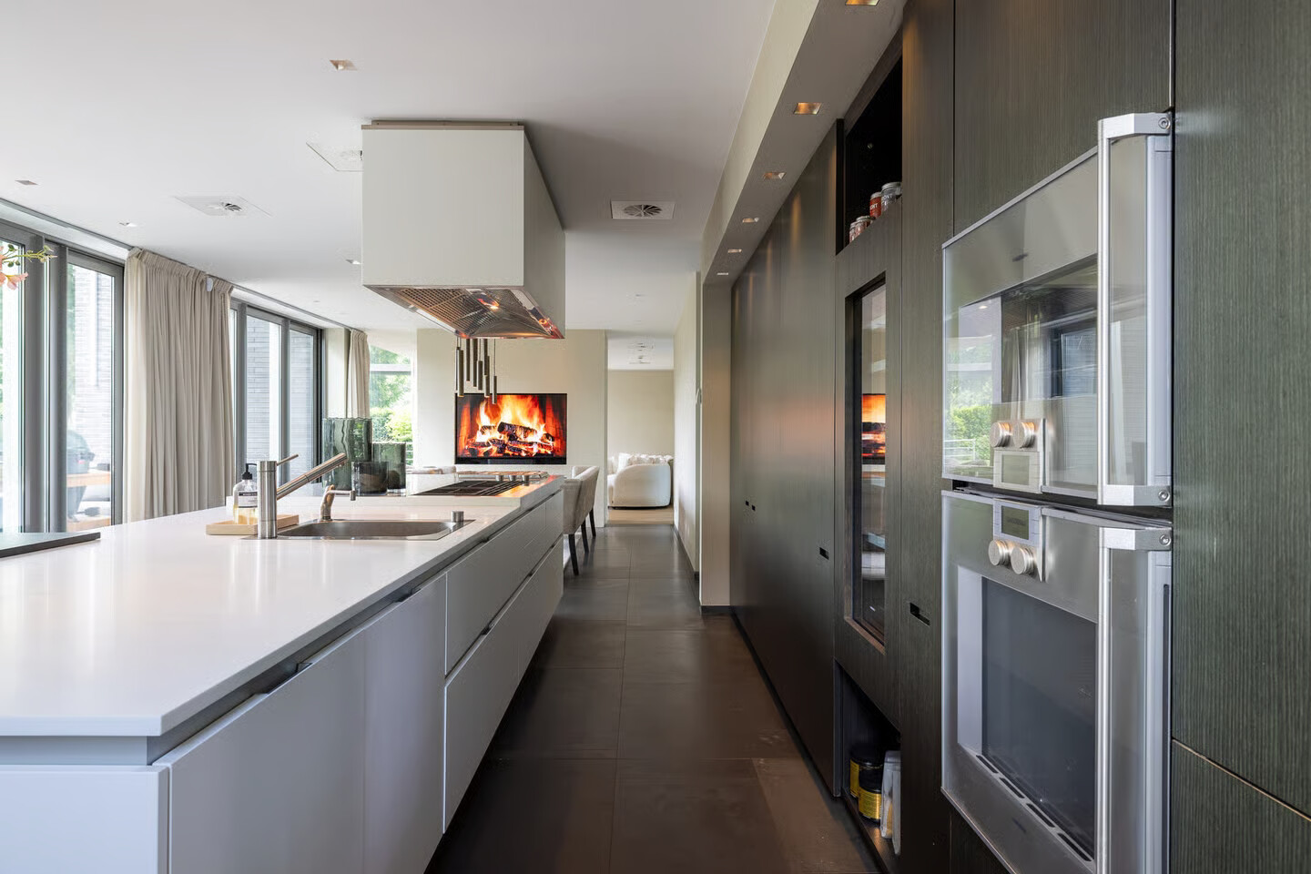 Vrijstaande woning te koop: Ringvaartweg 147, Rotterdam