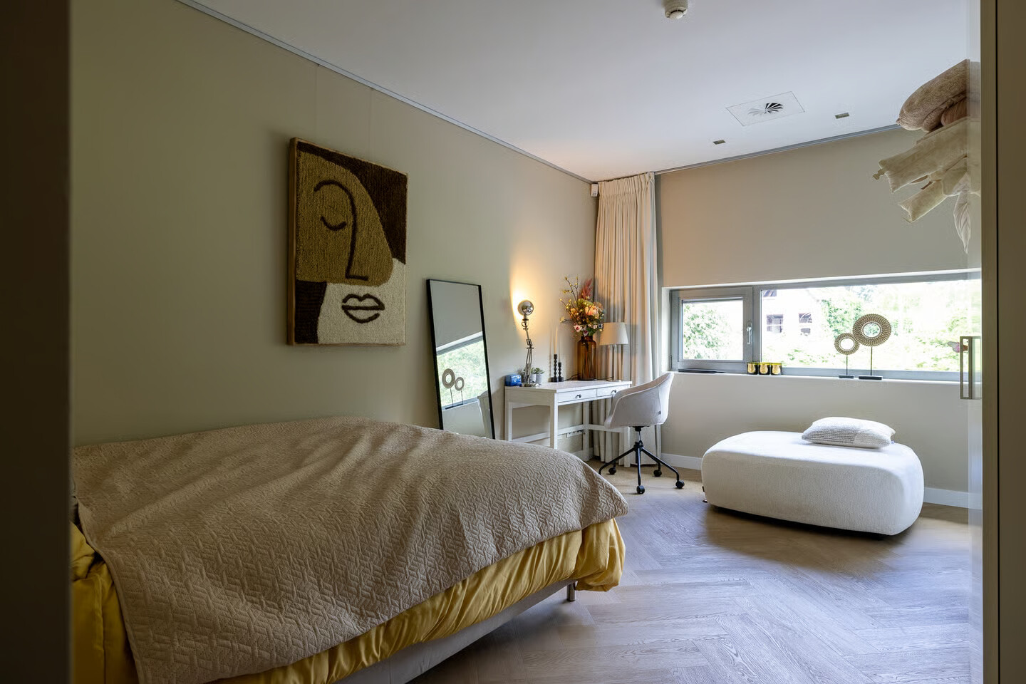 Vrijstaande woning te koop: Ringvaartweg 147, Rotterdam
