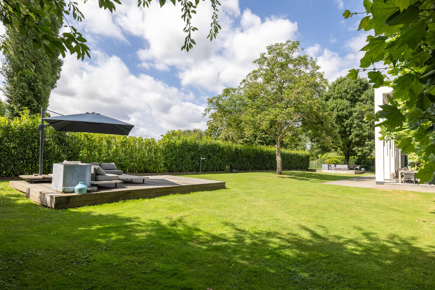 Vrijstaande woning te koop: Ringvaartweg 147, Rotterdam
