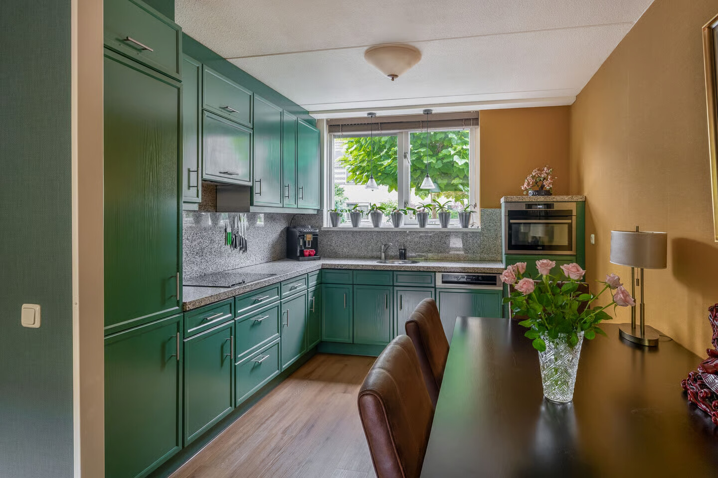 Tussenwoning te koop: Johannes Meulsteestraat 31, Rotterdam