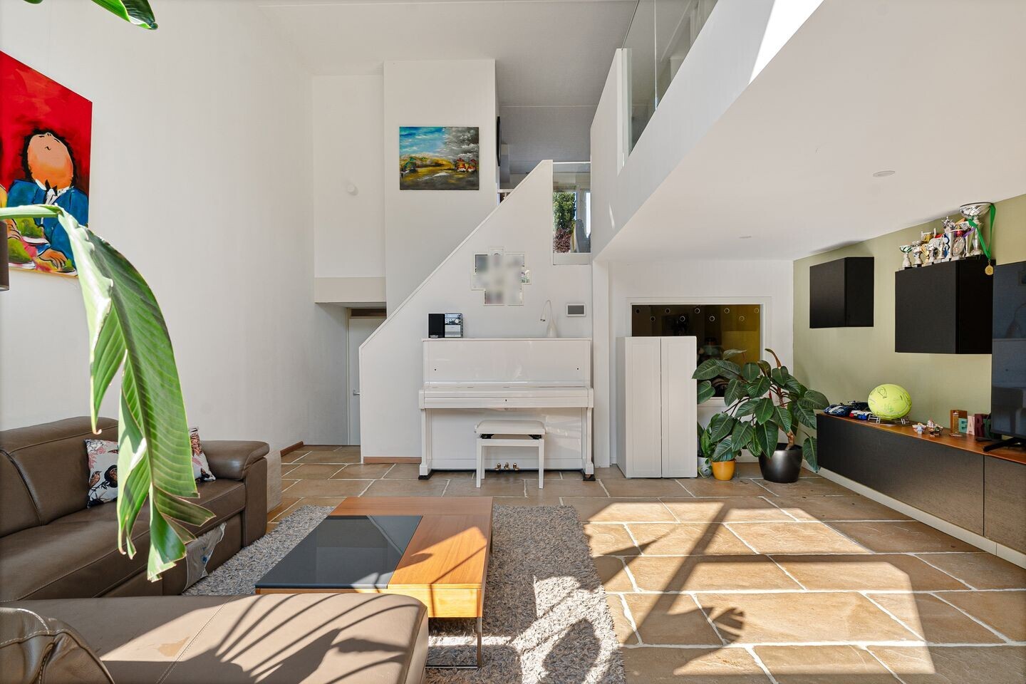 Tussenwoning te koop: Arie de Zeeuwstraat 9, Rotterdam