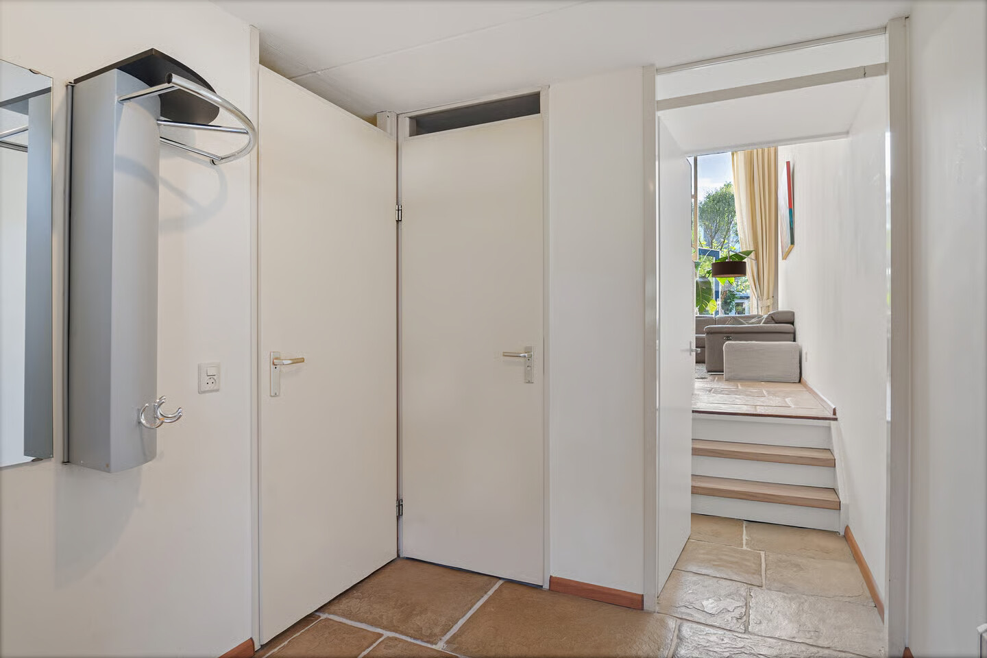 Tussenwoning te koop: Arie de Zeeuwstraat 9, Rotterdam