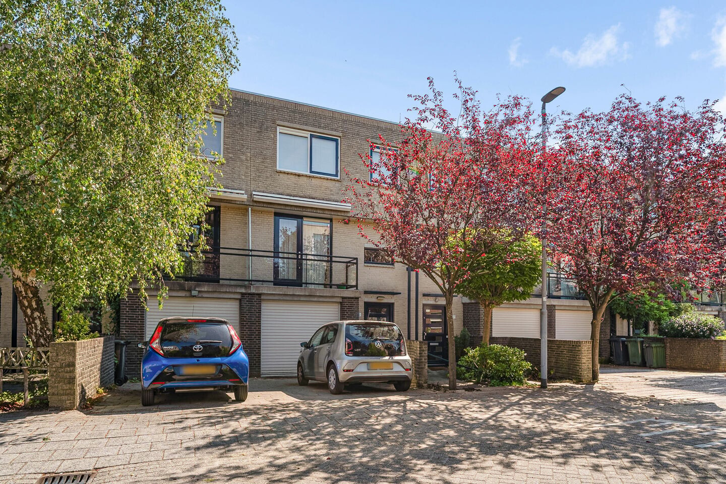 Tussenwoning te koop: Arie de Zeeuwstraat 9, Rotterdam