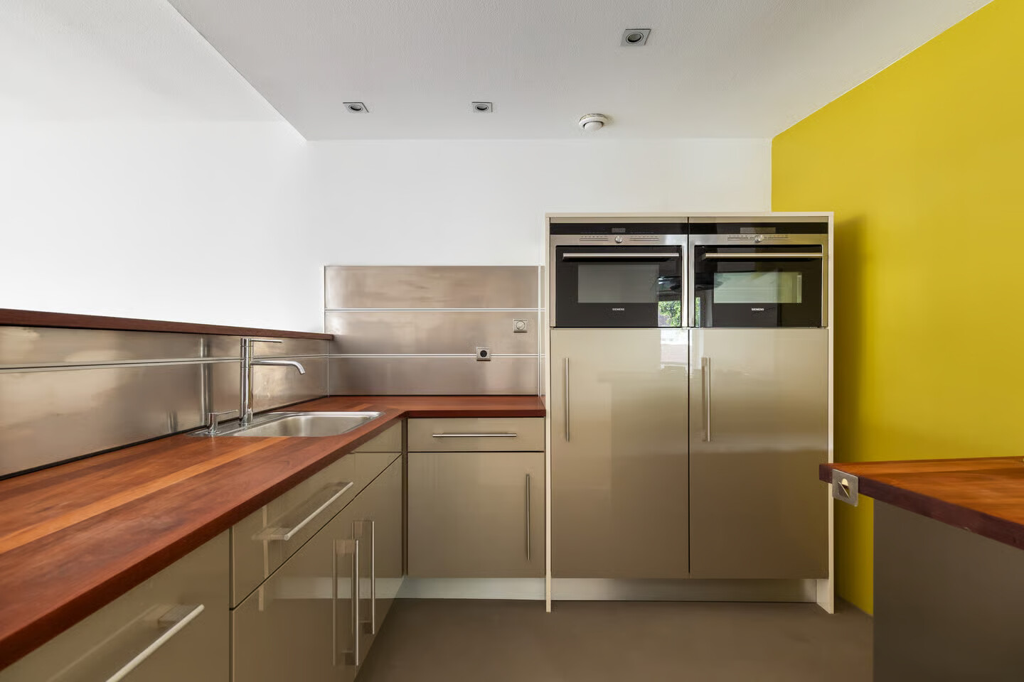 Appartement te koop: Marie van Eijsden-Vinkstraat 297, Rotterdam