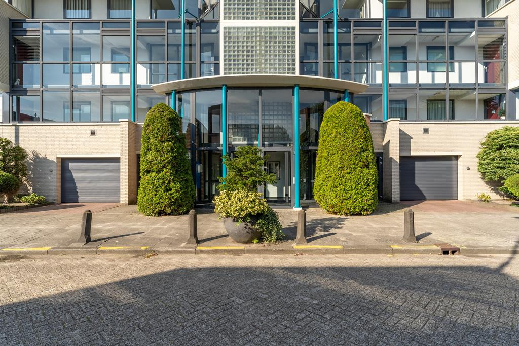 Appartement te koop: Marie van Eijsden-Vinkstraat 9, Rotterdam