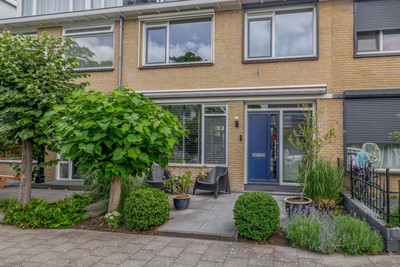 Cornelis Outshoornstraat 8