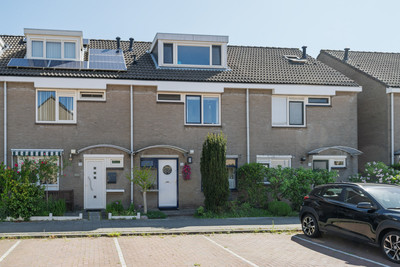 Basrastraat 12