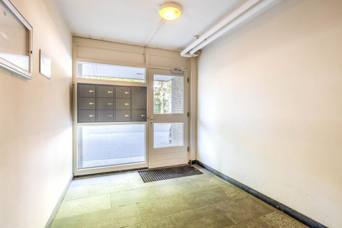 Appartement te koop: Van Bassenstraat 132, Rotterdam