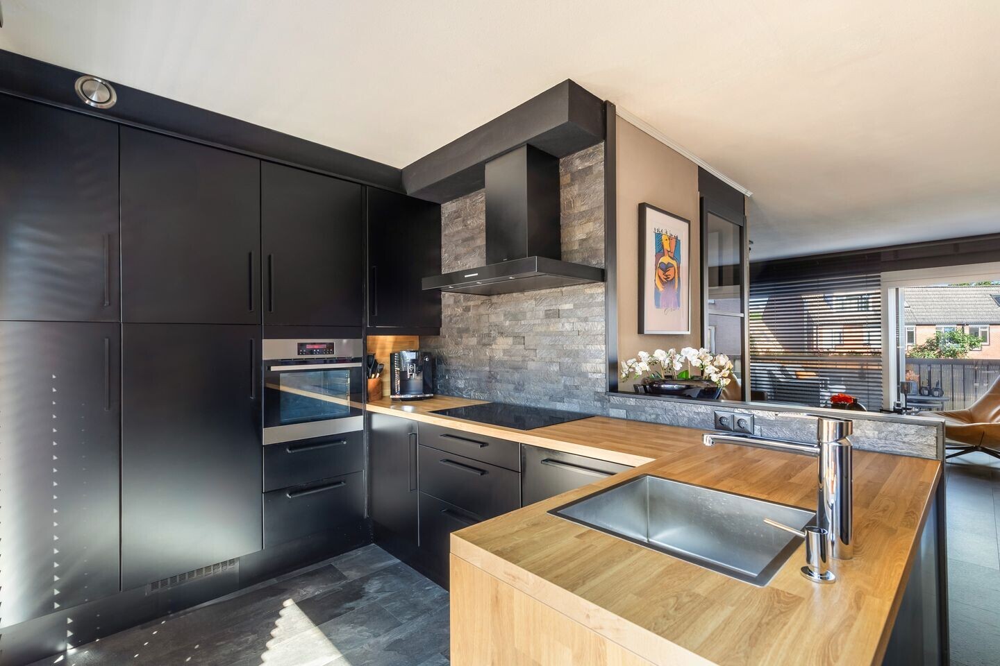 Tussenwoning te koop: Alicantepad 25, Rotterdam