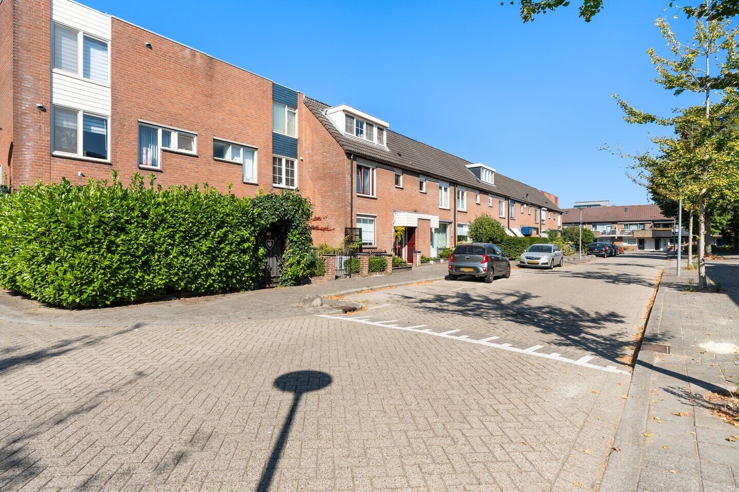 Tussenwoning te koop: Barcelonastraat 17, Rotterdam