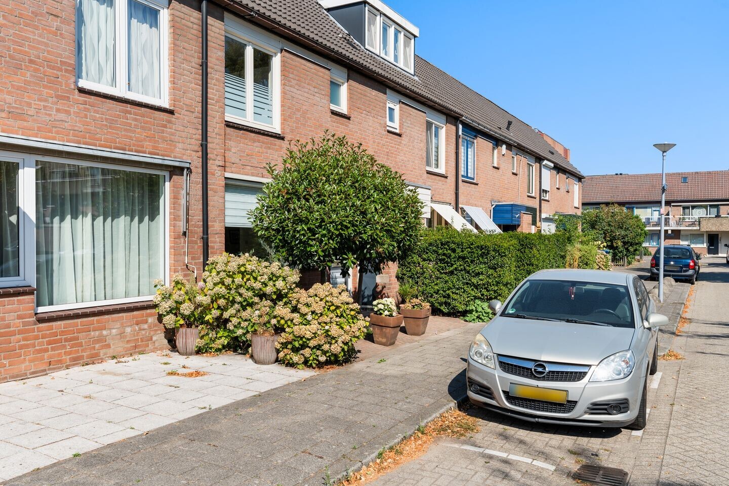 Tussenwoning te koop: Barcelonastraat 17, Rotterdam