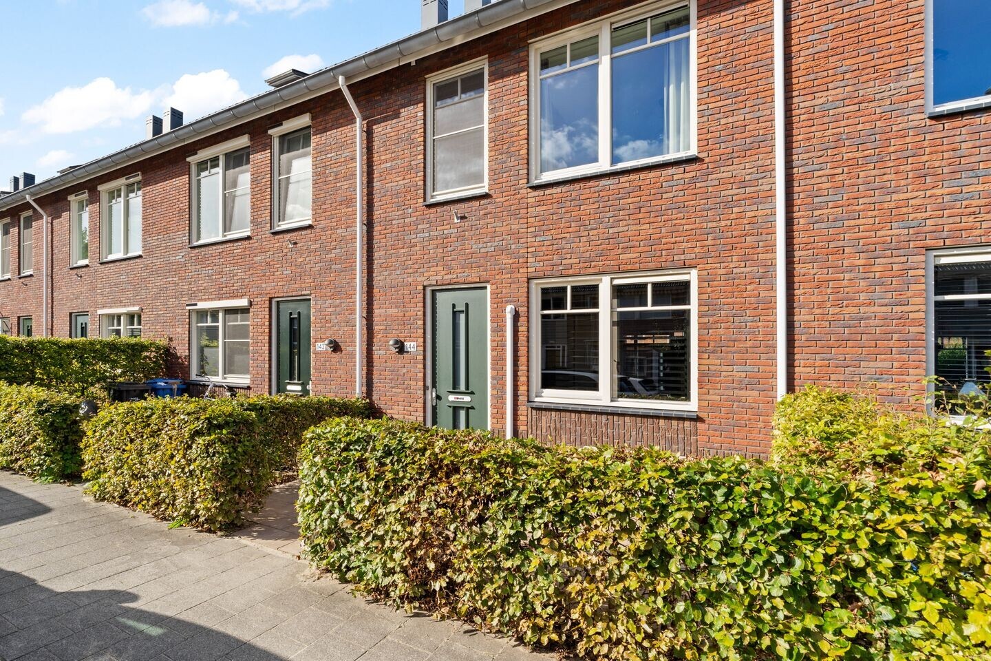 Tussenwoning te koop: Kamgras 144, Rotterdam
