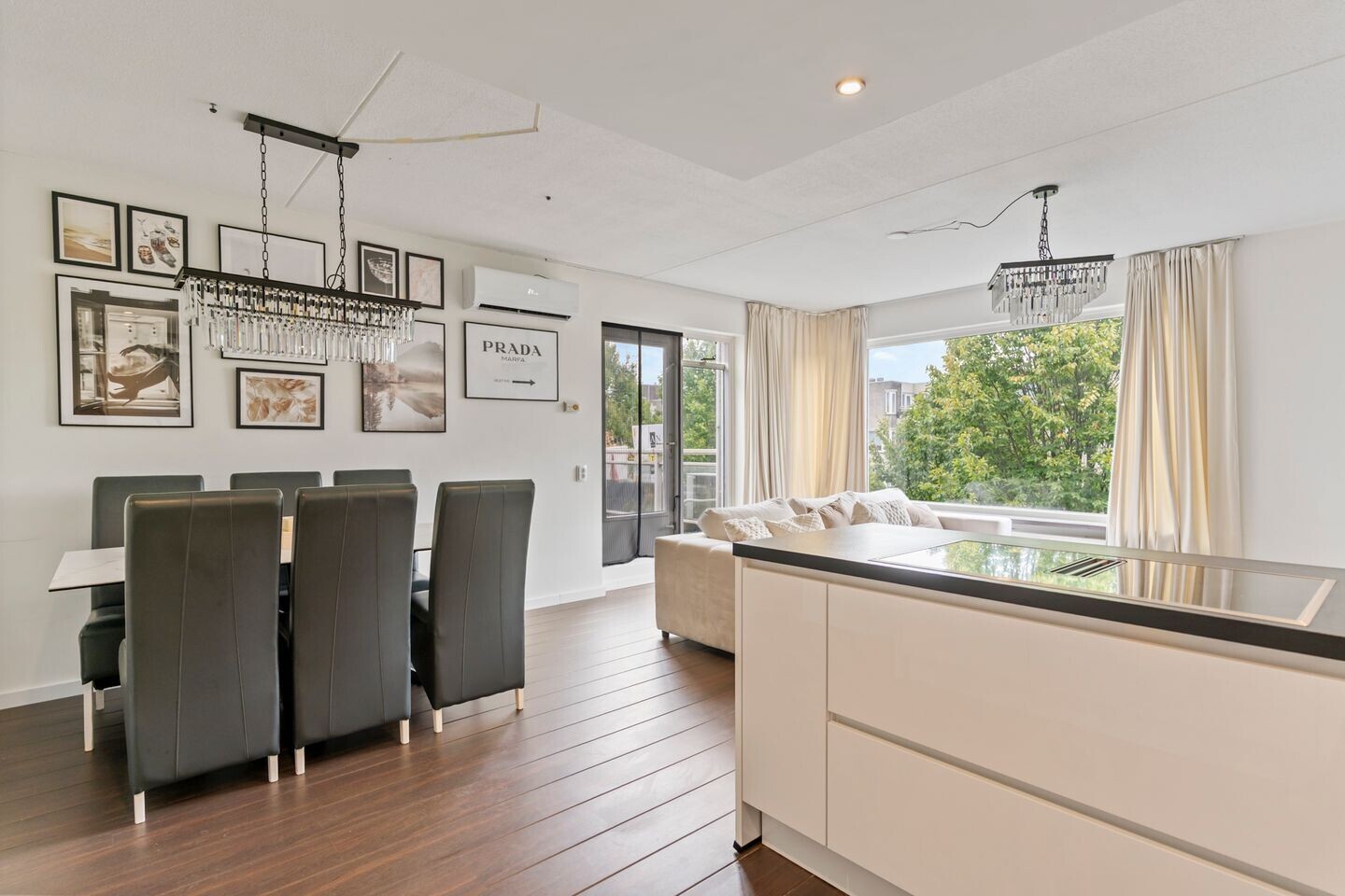 Appartement te koop: Ambachtsplein 197, Rotterdam