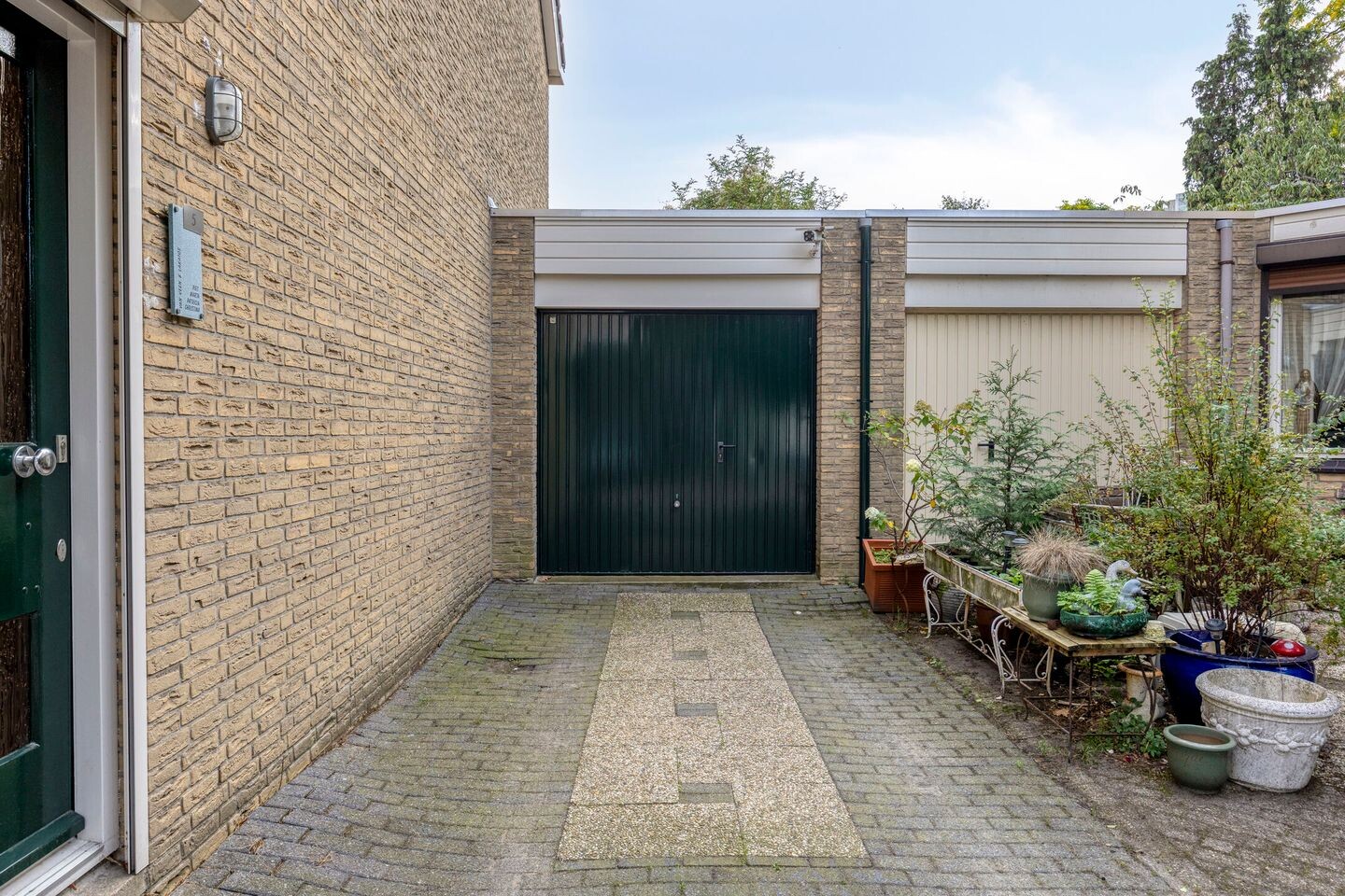 Tussenwoning te koop: Scharster 5, Rotterdam