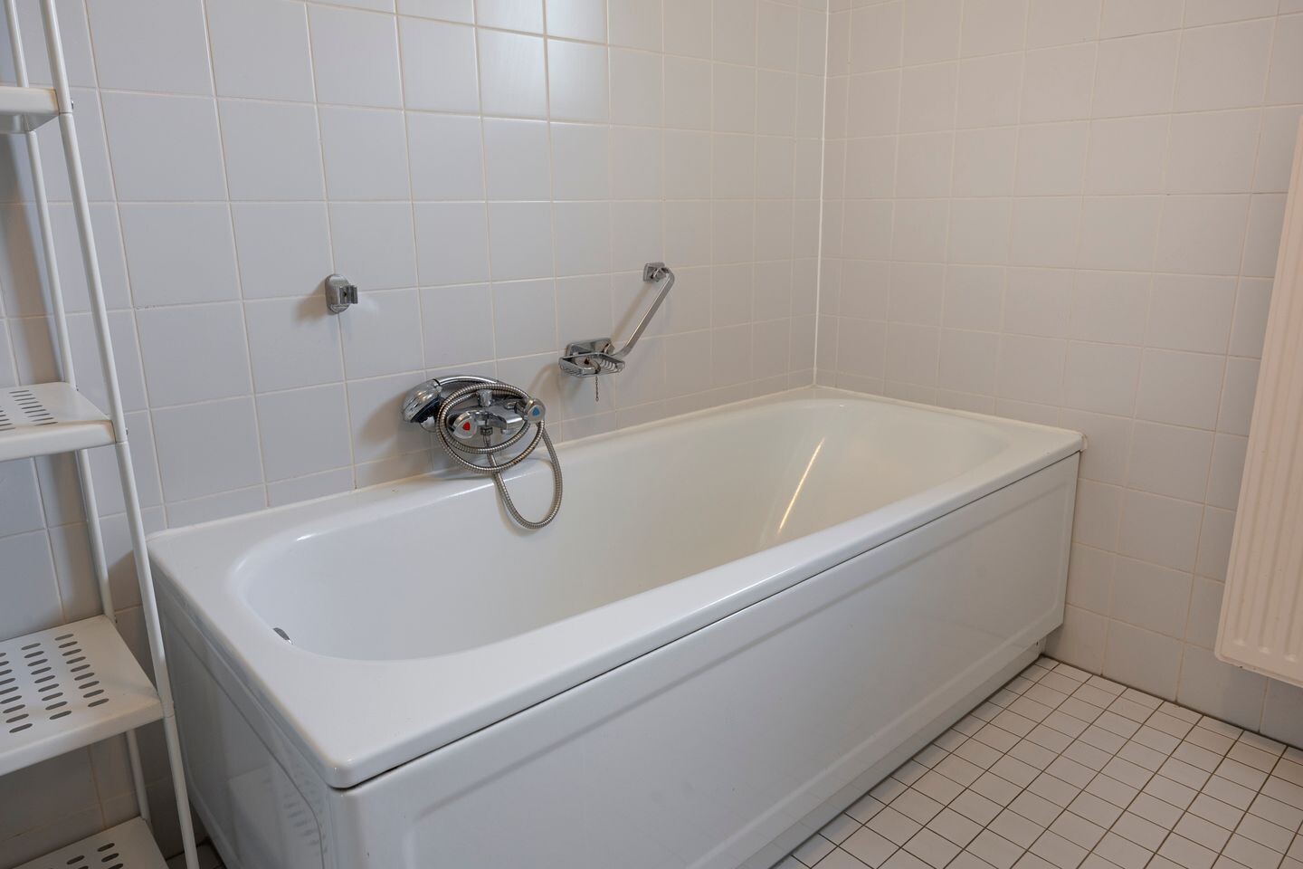 Tussenwoning te koop: Scharster 5, Rotterdam