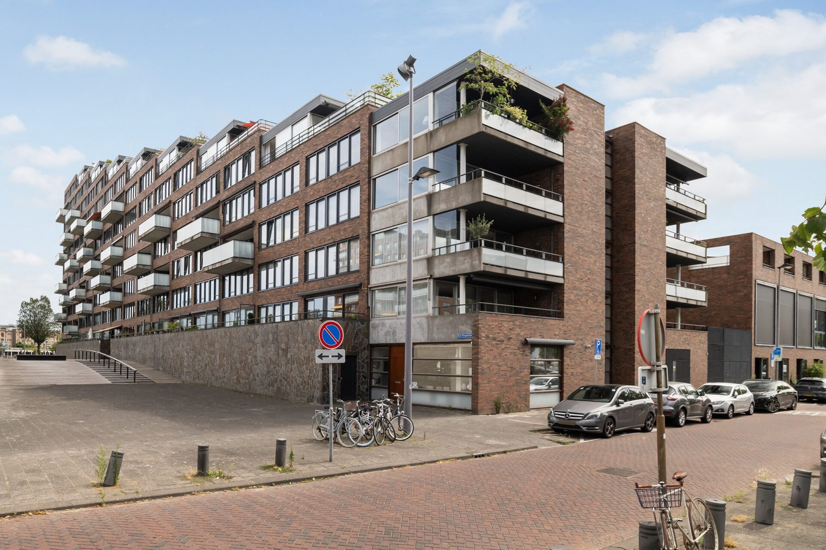 Appartement te koop: Eric Kropstraat 172, Rotterdam