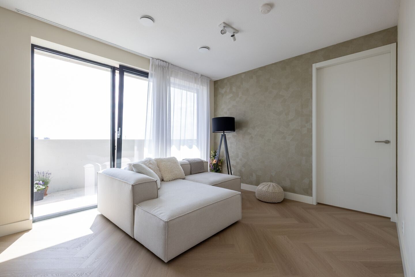 Appartement te koop: Rosestraat 1327, Rotterdam