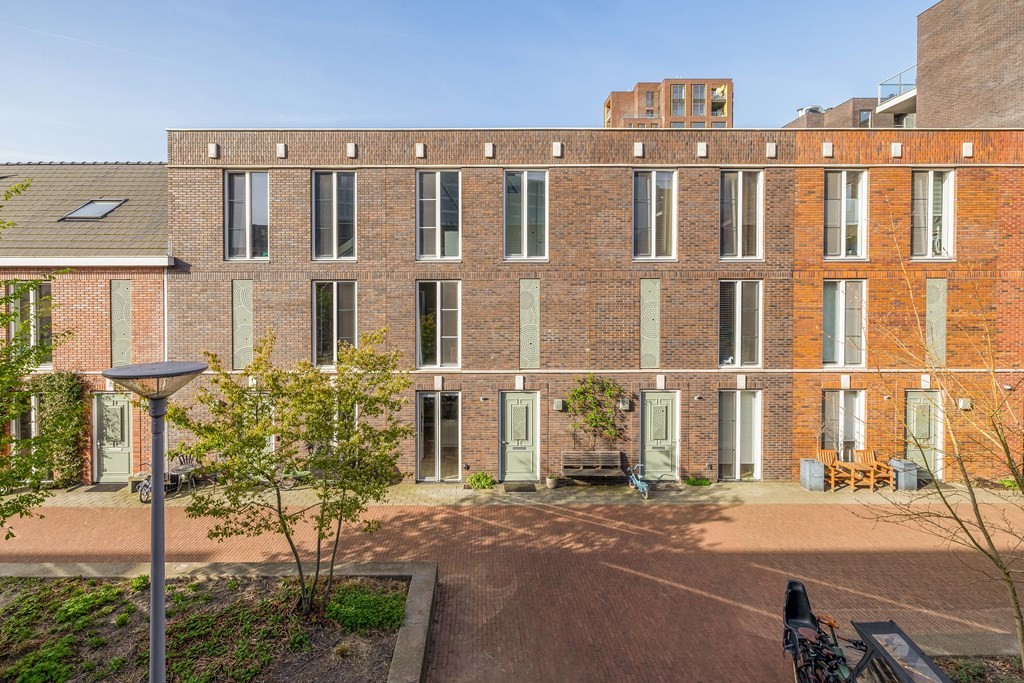 Tussenwoning te koop: Tapstraat 8, Rotterdam