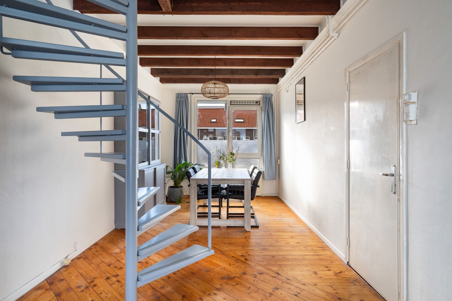Appartement te koop: Maaskade 27D, Rotterdam