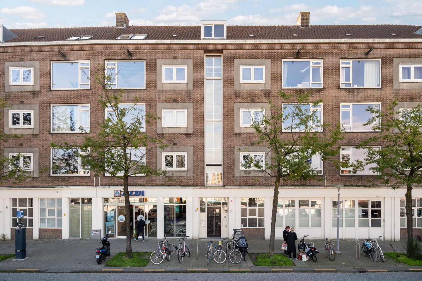 Appartement te koop: Maaskade 27D, Rotterdam