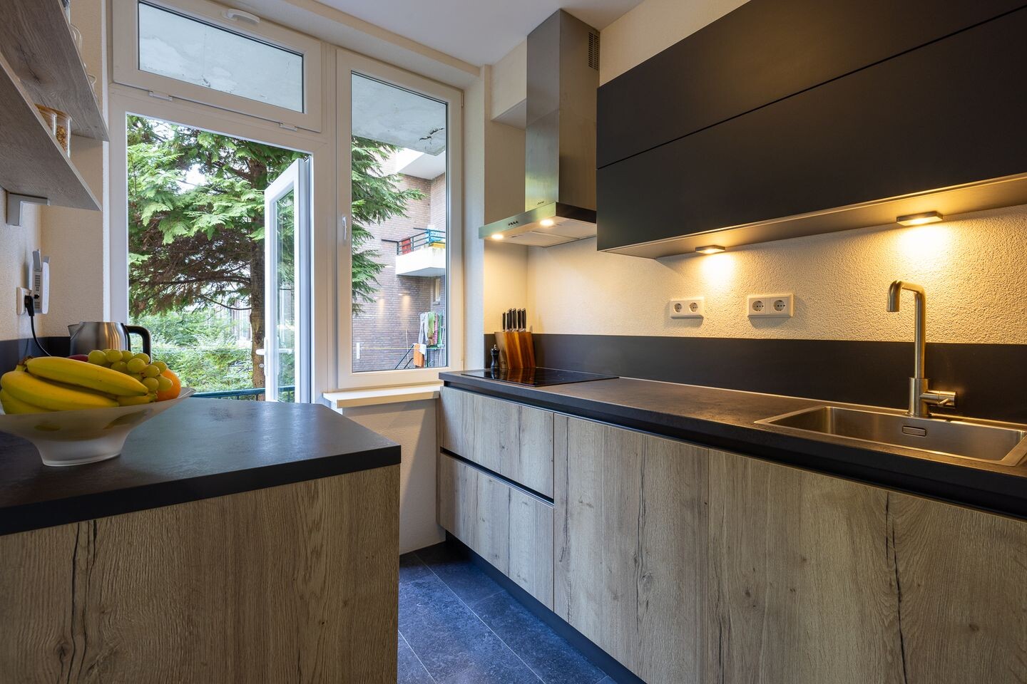 Appartement te koop: Maaskade 176A, Rotterdam
