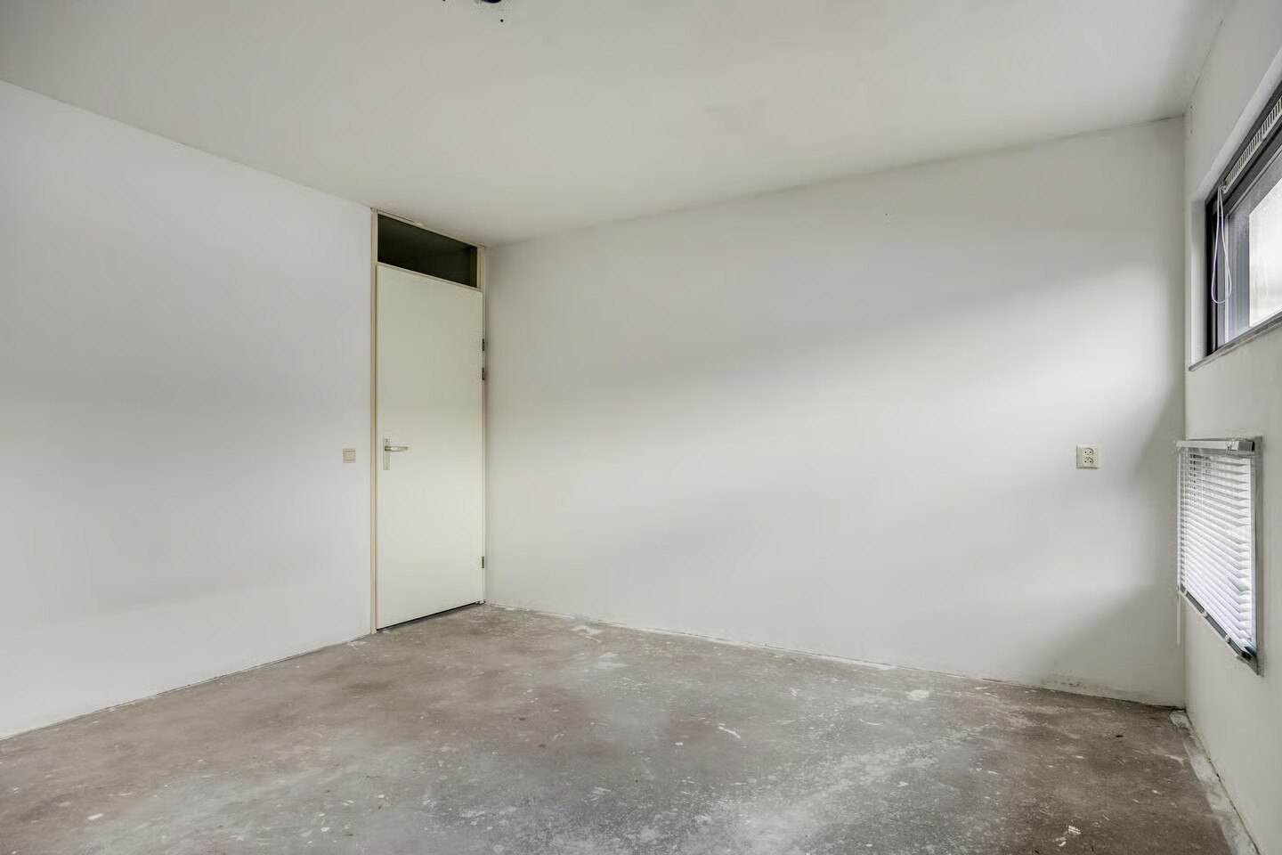 Tussenwoning te koop: Joostingstraat 19, Rotterdam