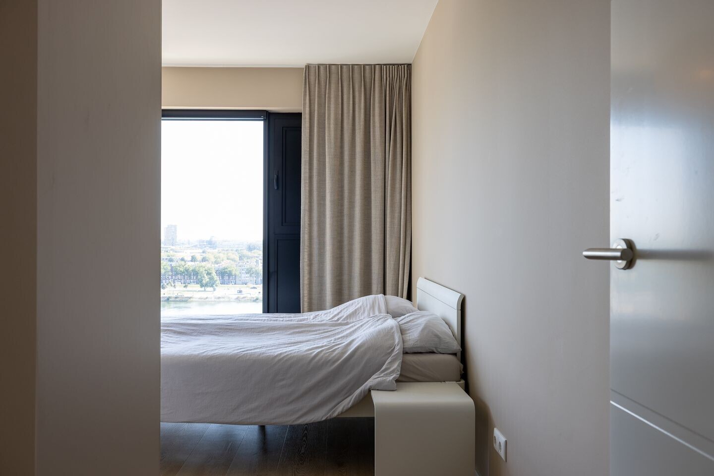 Appartement te koop: Maashaven N.z. 807, Rotterdam