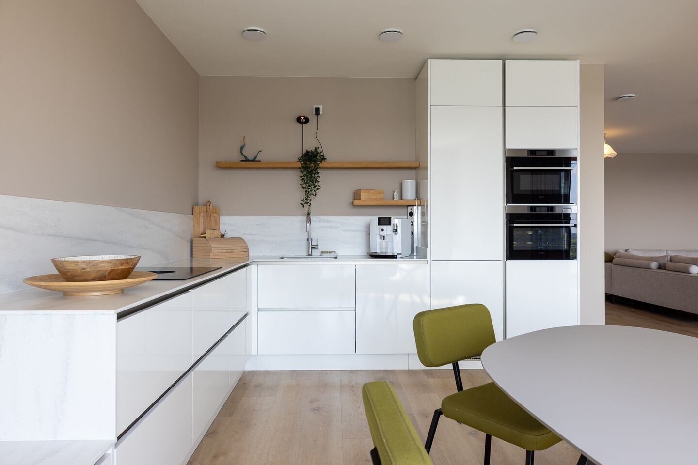 Appartement te koop: Maashaven N.z. 807, Rotterdam