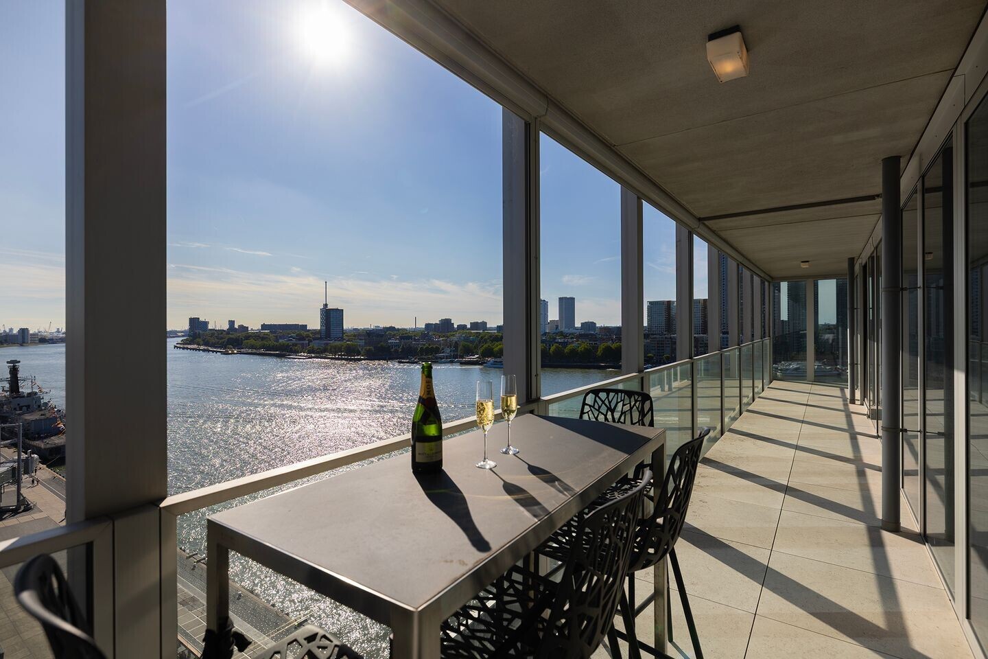 Appartement te koop: Wilhelminakade 239, Rotterdam