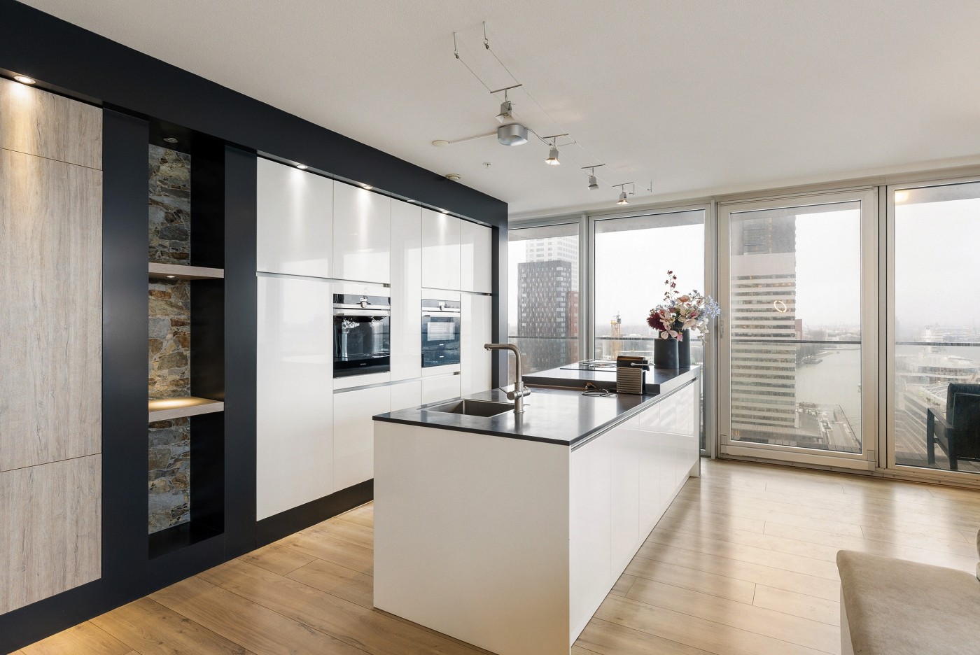 Appartement te koop: Wilhelminakade 323, Rotterdam