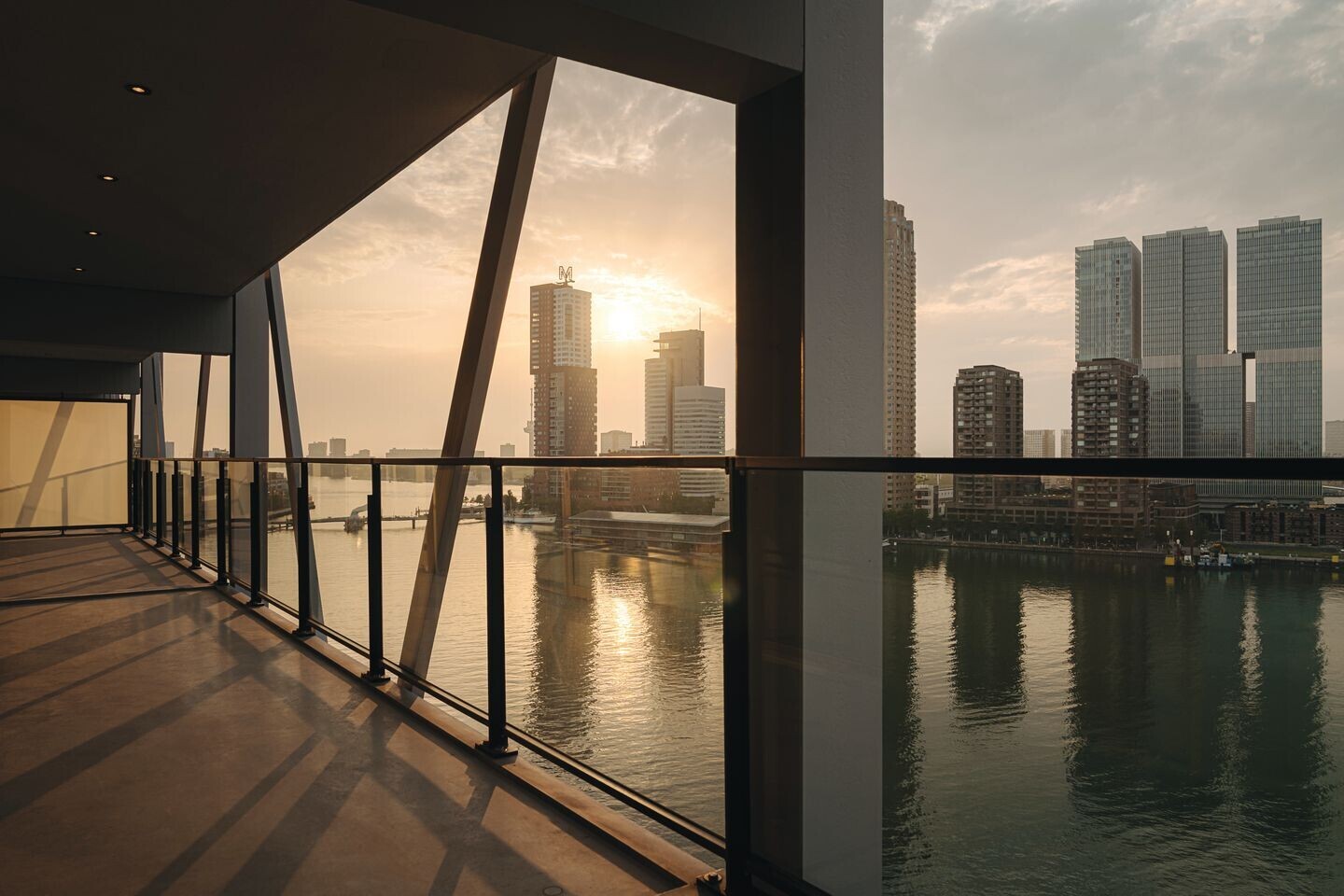 Appartement te koop: Rijnhavenkade 118, Rotterdam