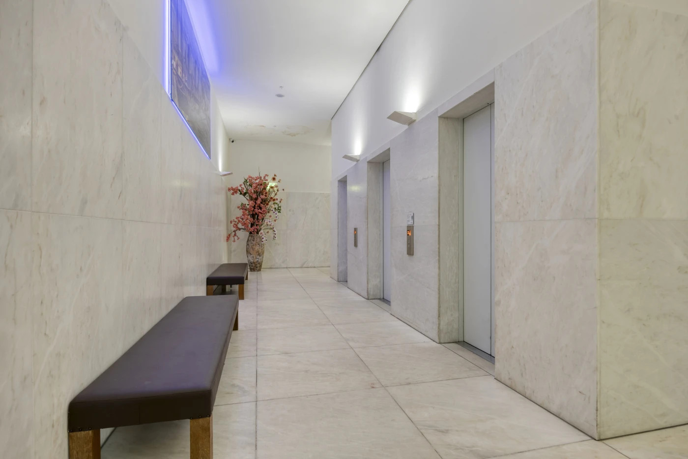 Appartement te koop: Van der Hoevenplein 102, Rotterdam