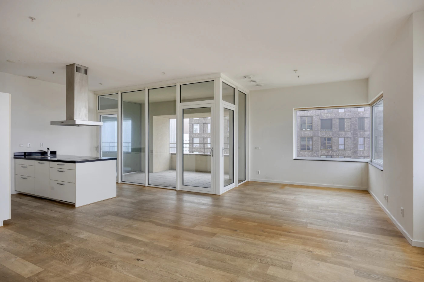Appartement te koop: Van der Hoevenplein 102, Rotterdam