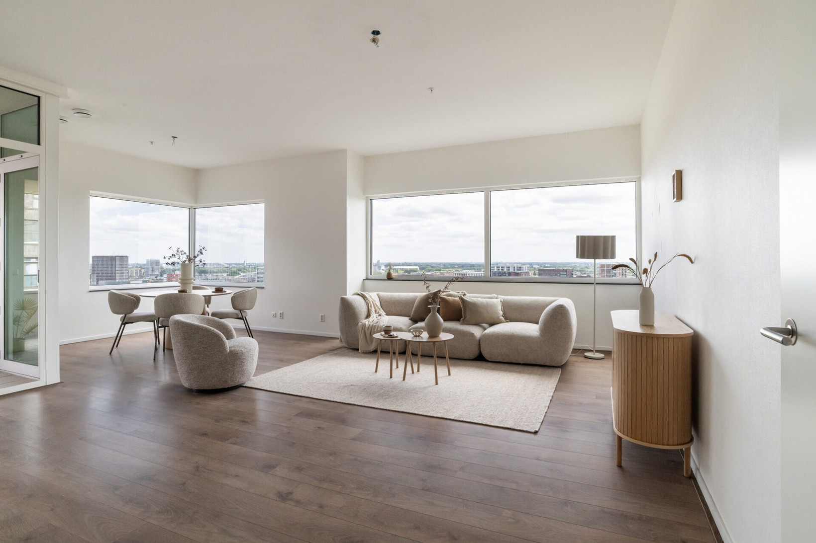 Appartement te koop: Van der Hoevenplein 108, Rotterdam
