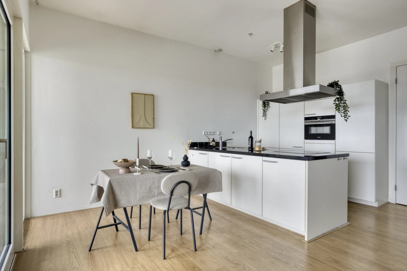 Appartement te koop: Van der Hoevenplein 178, Rotterdam