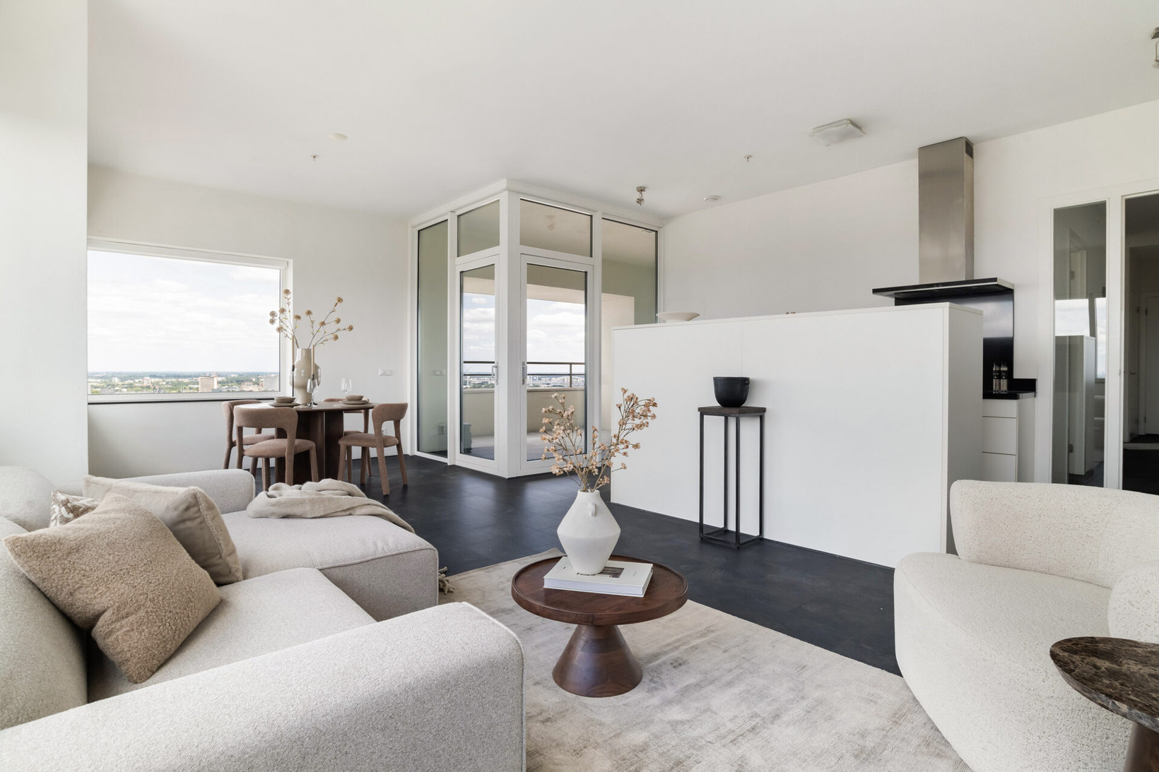 Appartement te koop: Van der Hoevenplein 185, Rotterdam