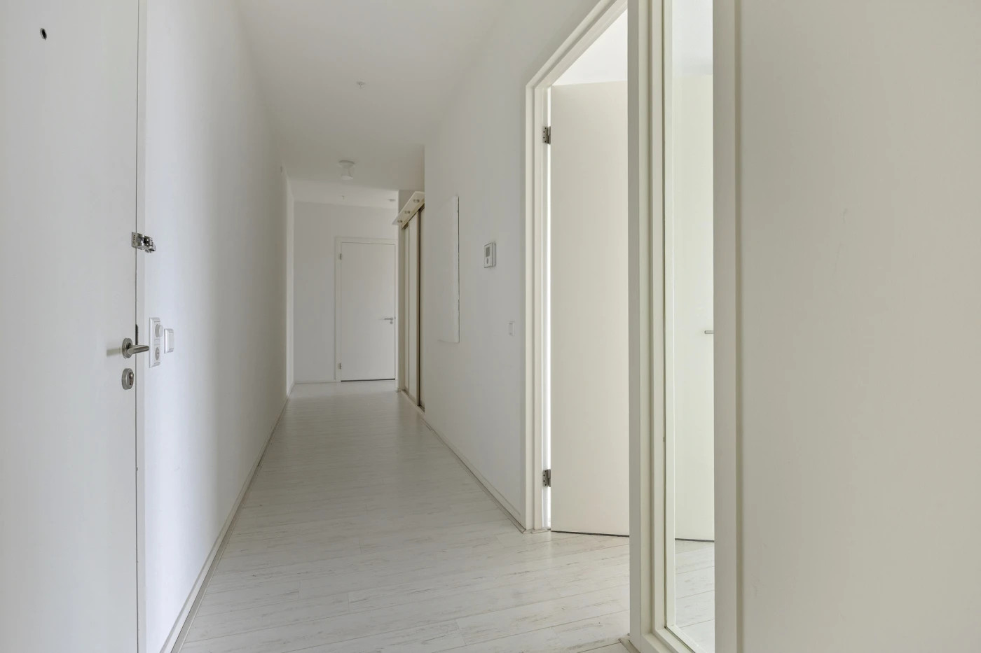 Appartement te koop: Van der Hoevenplein 187, Rotterdam