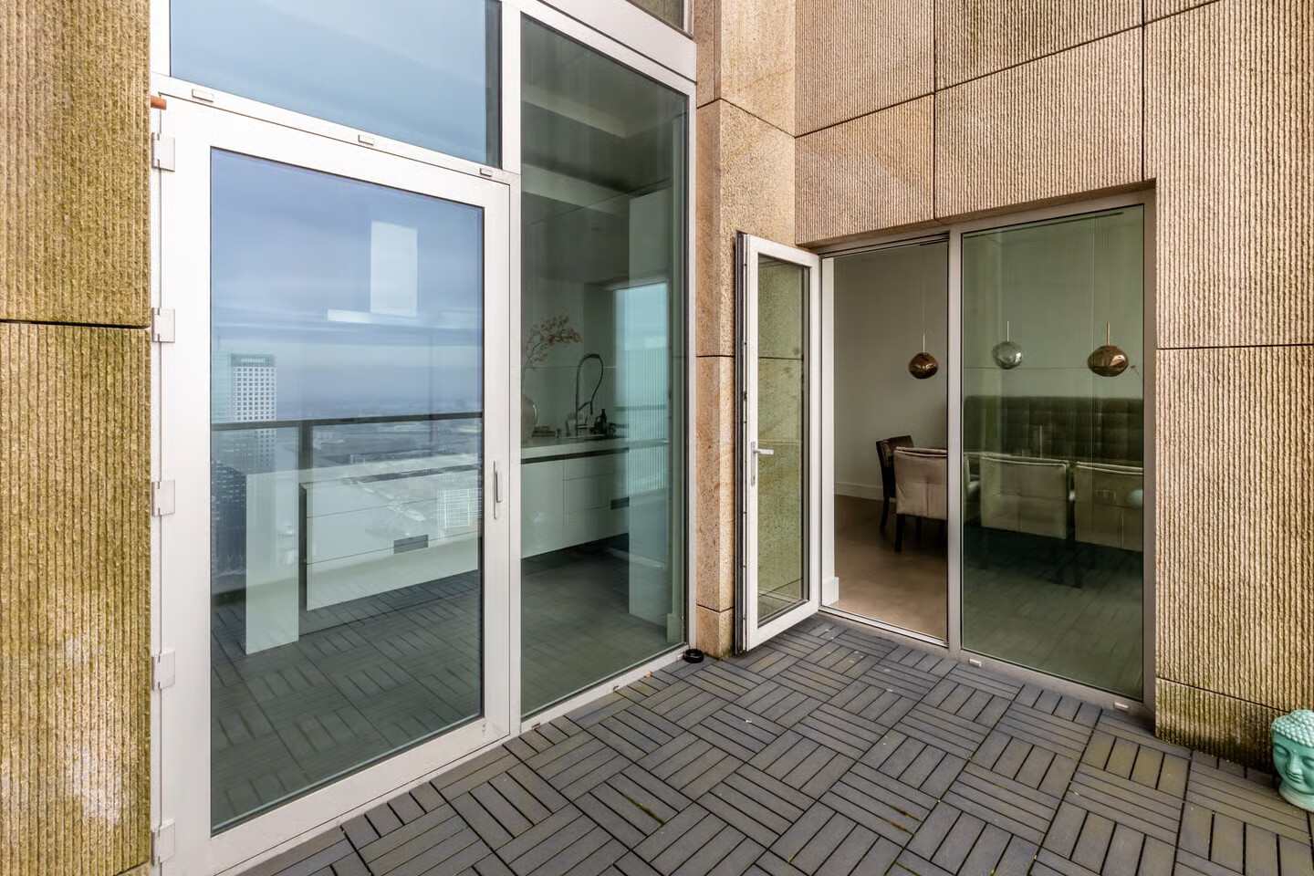 Appartement te koop: Van der Hoevenplein 232, Rotterdam