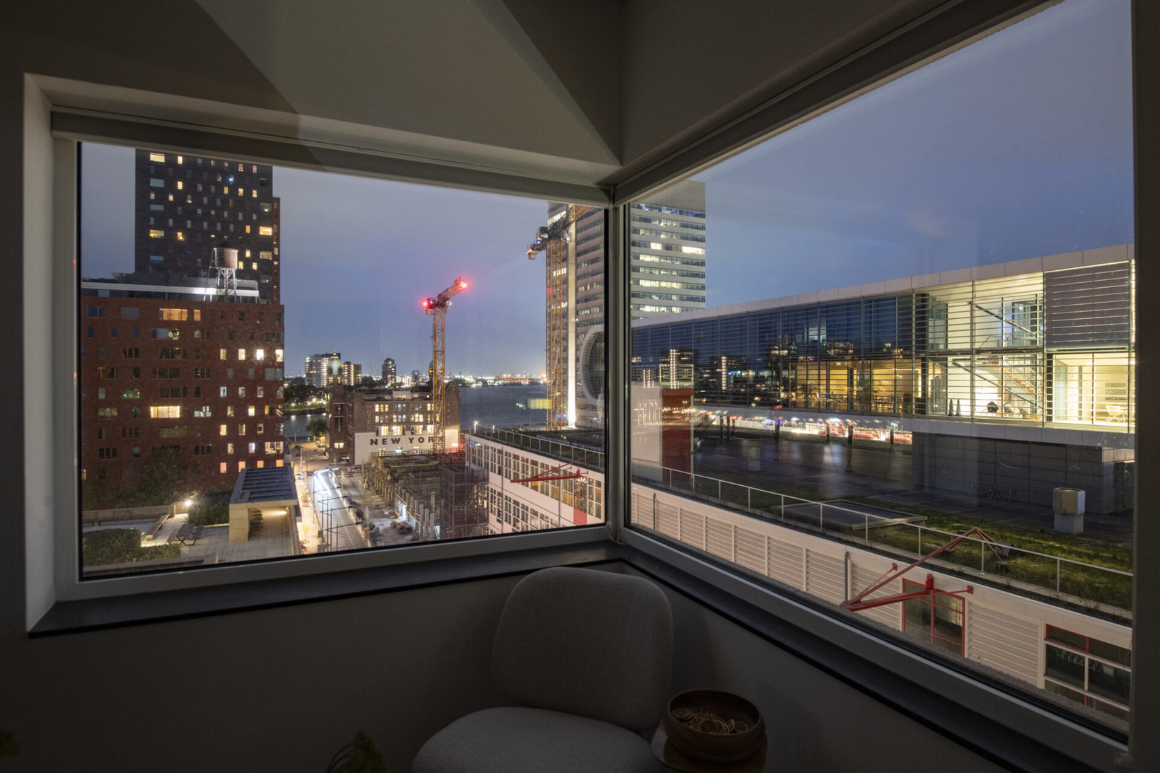 Appartement te koop: Van der Hoevenplein 36, Rotterdam