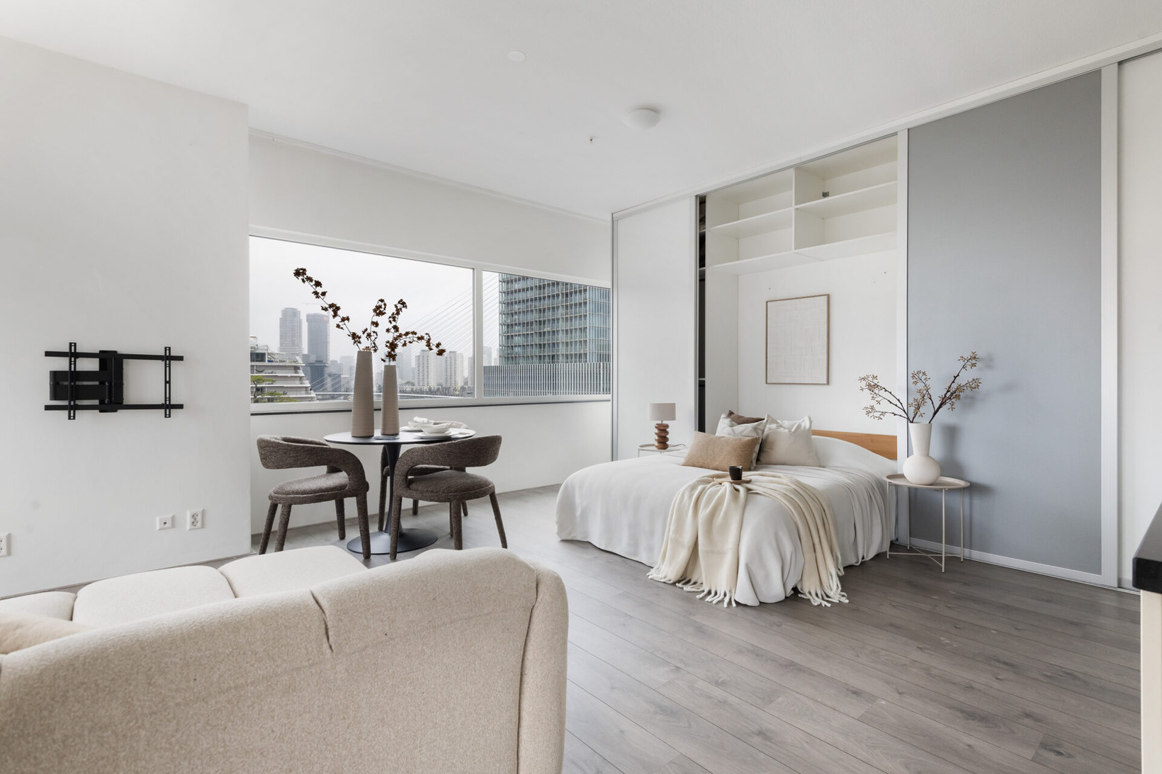 Appartement te koop: Van der Hoevenplein 36, Rotterdam