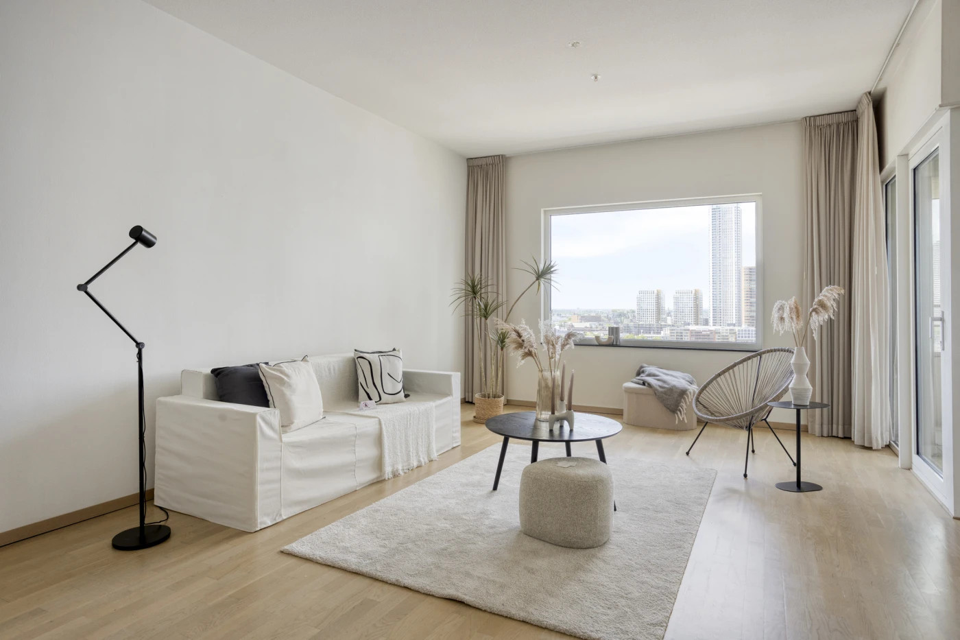 Appartement te koop: Van der Hoevenplein 76, Rotterdam