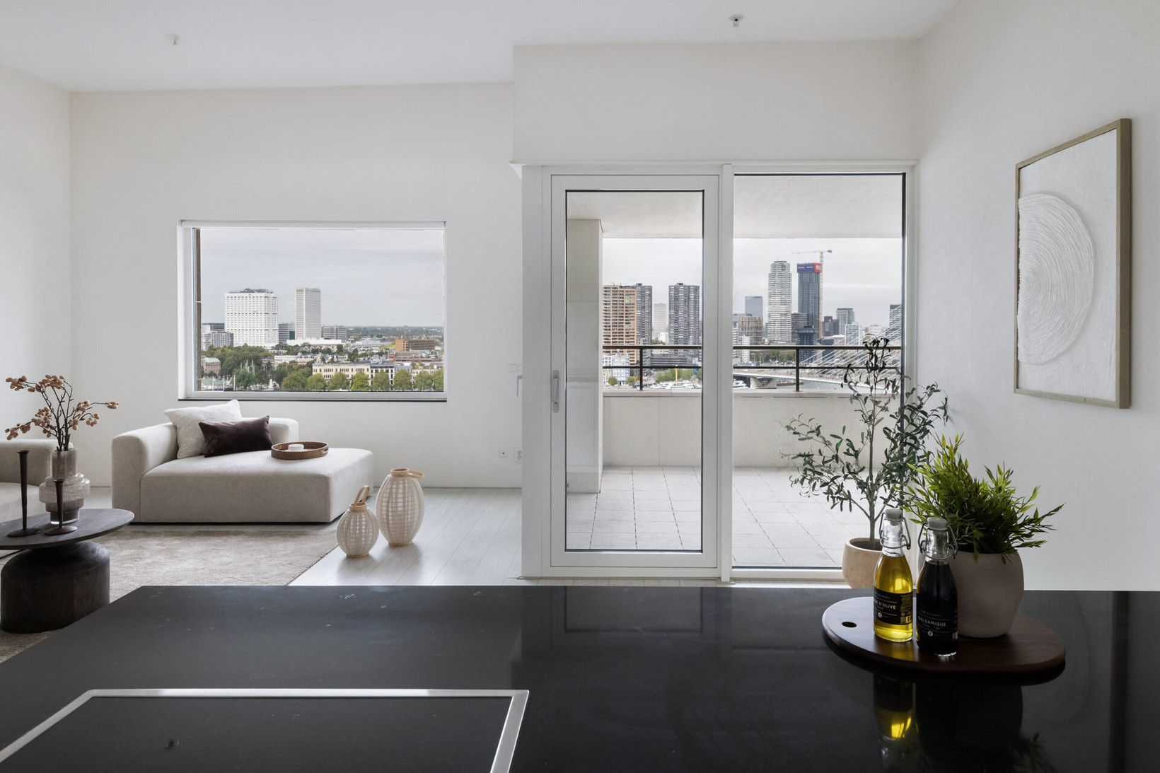 Appartement te koop: Van der Hoevenplein 88, Rotterdam