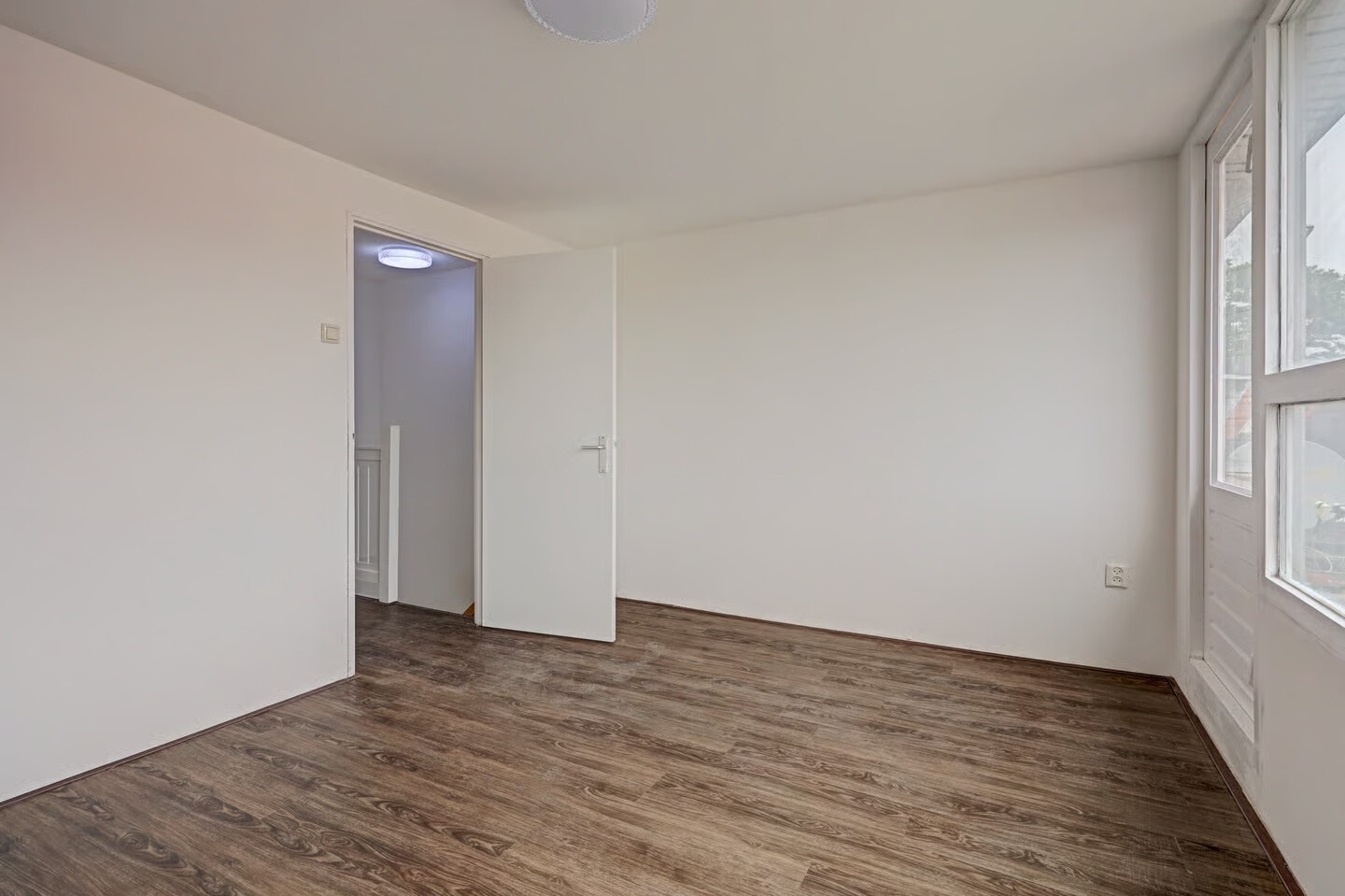 Tussenwoning te koop: Narcissenstraat 46, Rotterdam